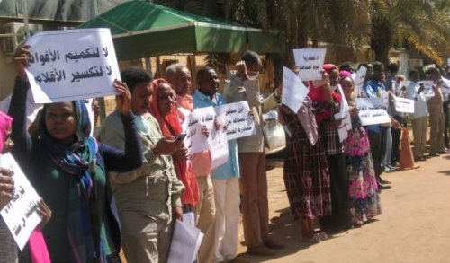 Sudanese security releases two journalists – Sudan Tribune: Plural news and views on&nbsp;Sudan