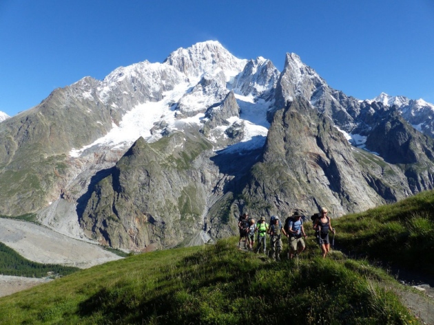 Long-distance hiking on the Grandes Randonnées in France | Holiday ideas | Complete&nbsp;France