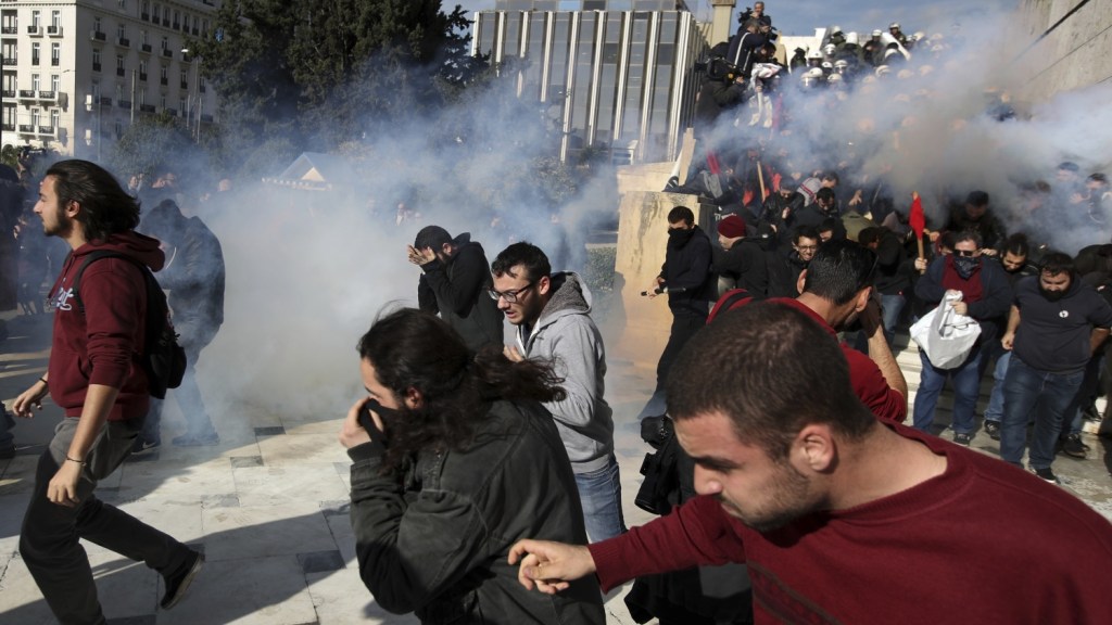 Police clash with protesters in Athens amid anti-austerity strikes –&nbsp;Independent.ie